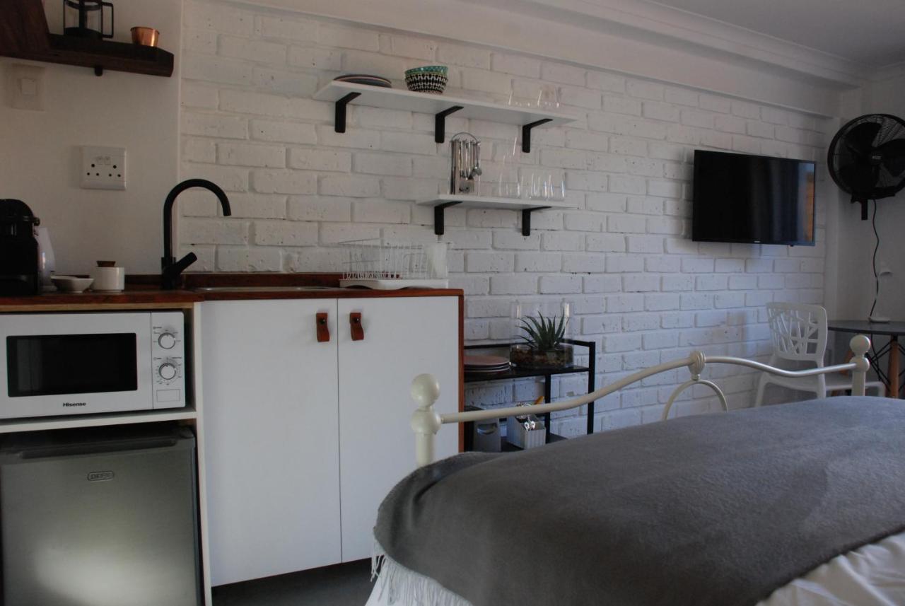 Secure, Private, Queen Room Close To Airport Port Elizabeth Zewnętrze zdjęcie